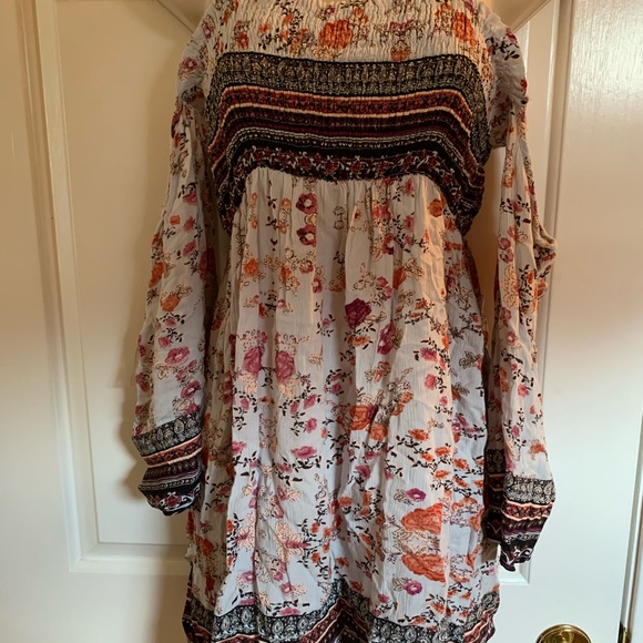 Live 4 Truth dress - Picture 3 of 5